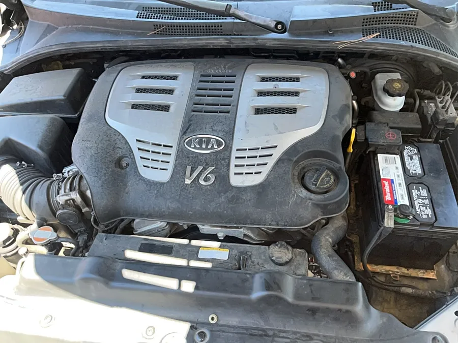 Kia V6.